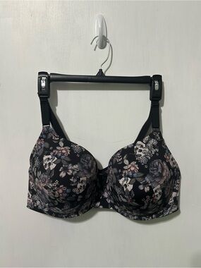 Torrid Curve Underwire Bra Black skull & Floral Size 42DDD